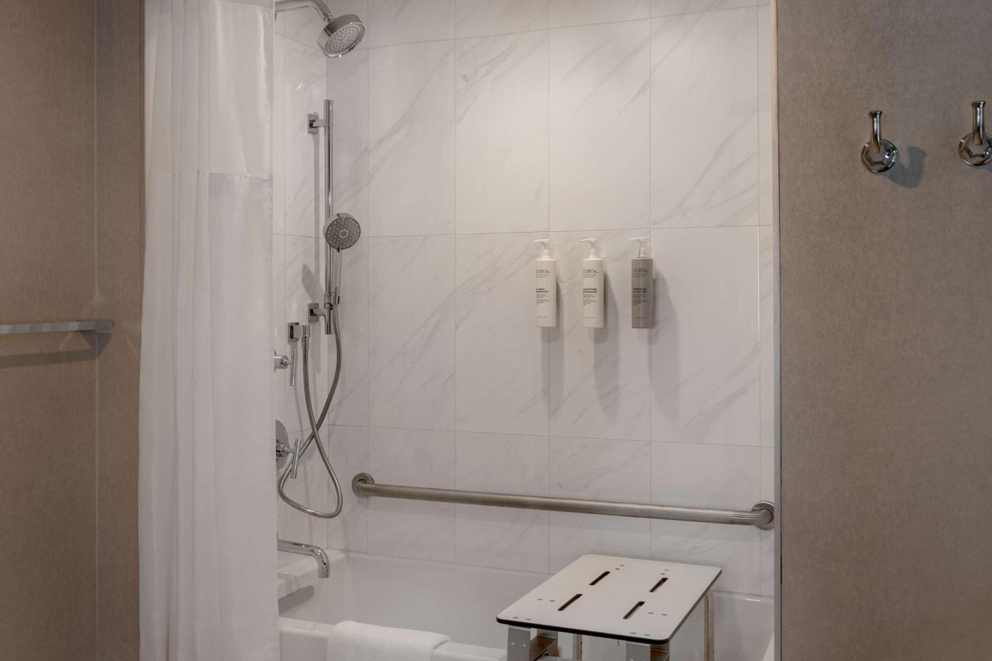 Hampton Inn By Hilton Winnipeg Downtown Zewnętrze zdjęcie