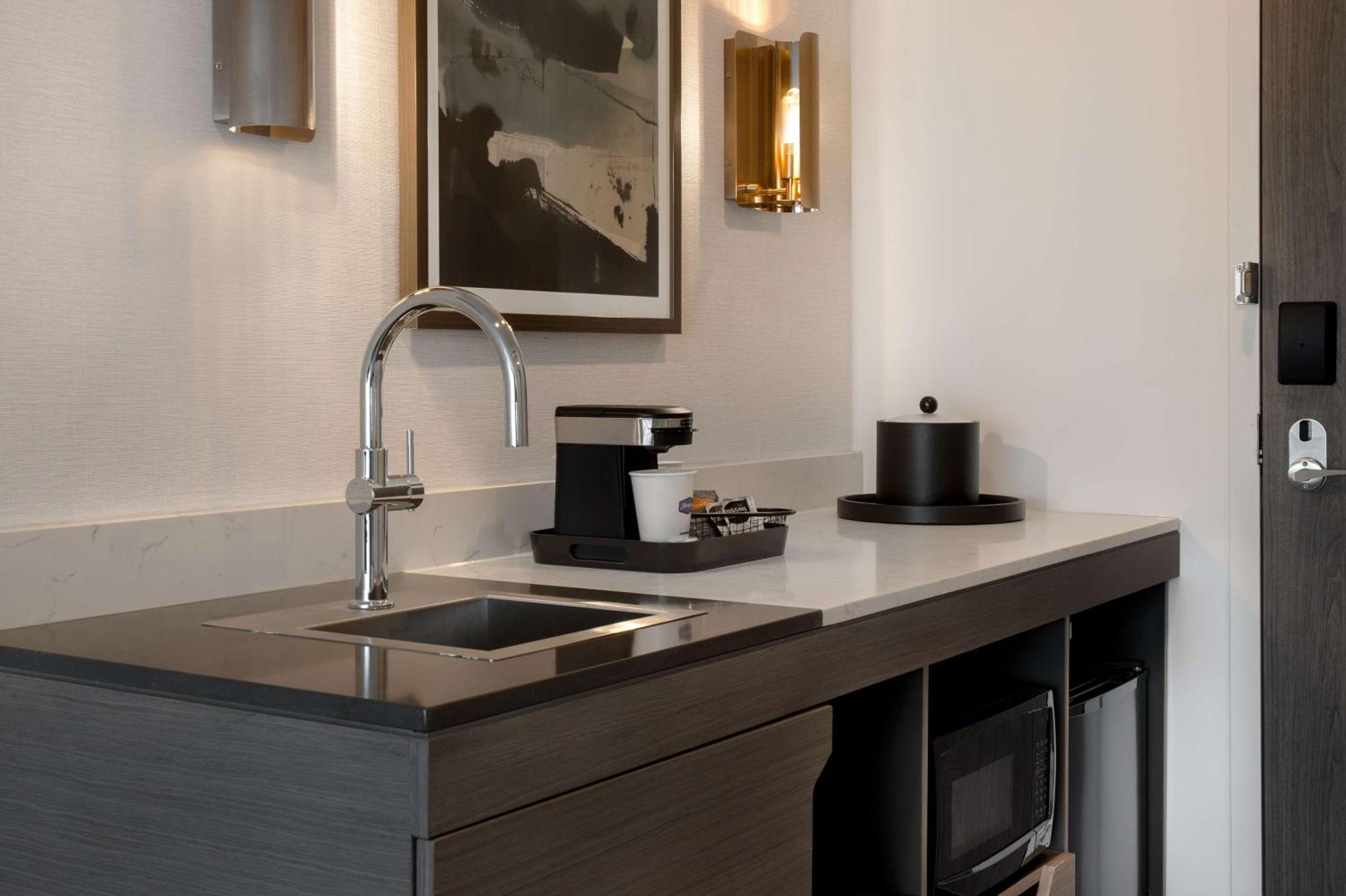 Hampton Inn By Hilton Winnipeg Downtown Zewnętrze zdjęcie